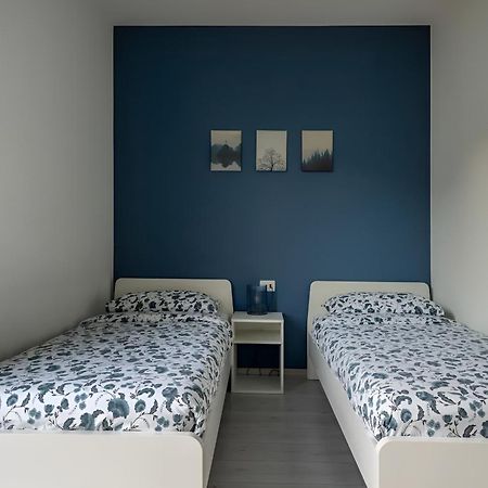 Happy Guest Apartments - Blue Apartment Riva di Solto Bagian luar foto