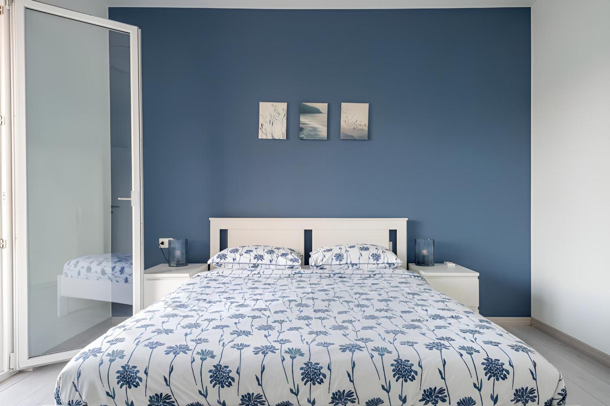 Happy Guest Apartments - Blue Apartment Riva di Solto Bagian luar foto
